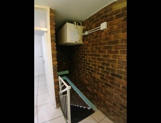 2 BEDROOM APARTMENT FOR SALE IN MAYVILLE